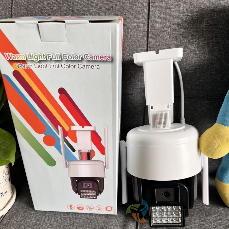 Camera Wifi Seetong HD-IP430Z-C